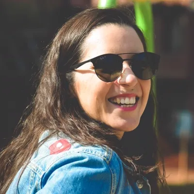 Retrato de Carolina Garrido B., directora de FUVIEM